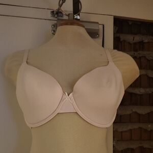 DKNY Pale Pink Cream Underwire Bra Lightly Padded Size 36DD